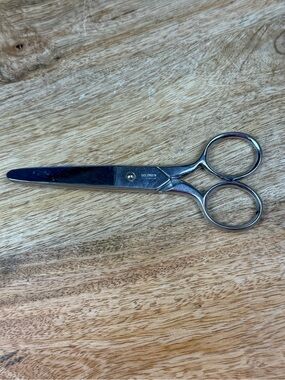 Vintage Gingher Solingen Germany Embroidery Sewing Scissors 5”